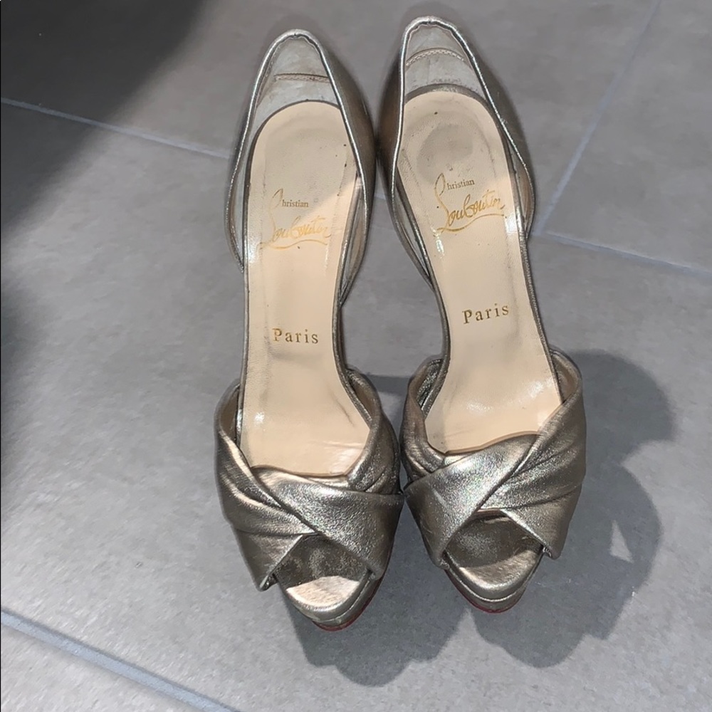 Christian Louboutin original pumps